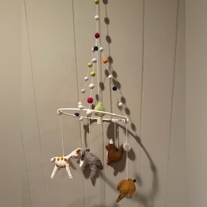 Petit Pehr woodland animal mobile